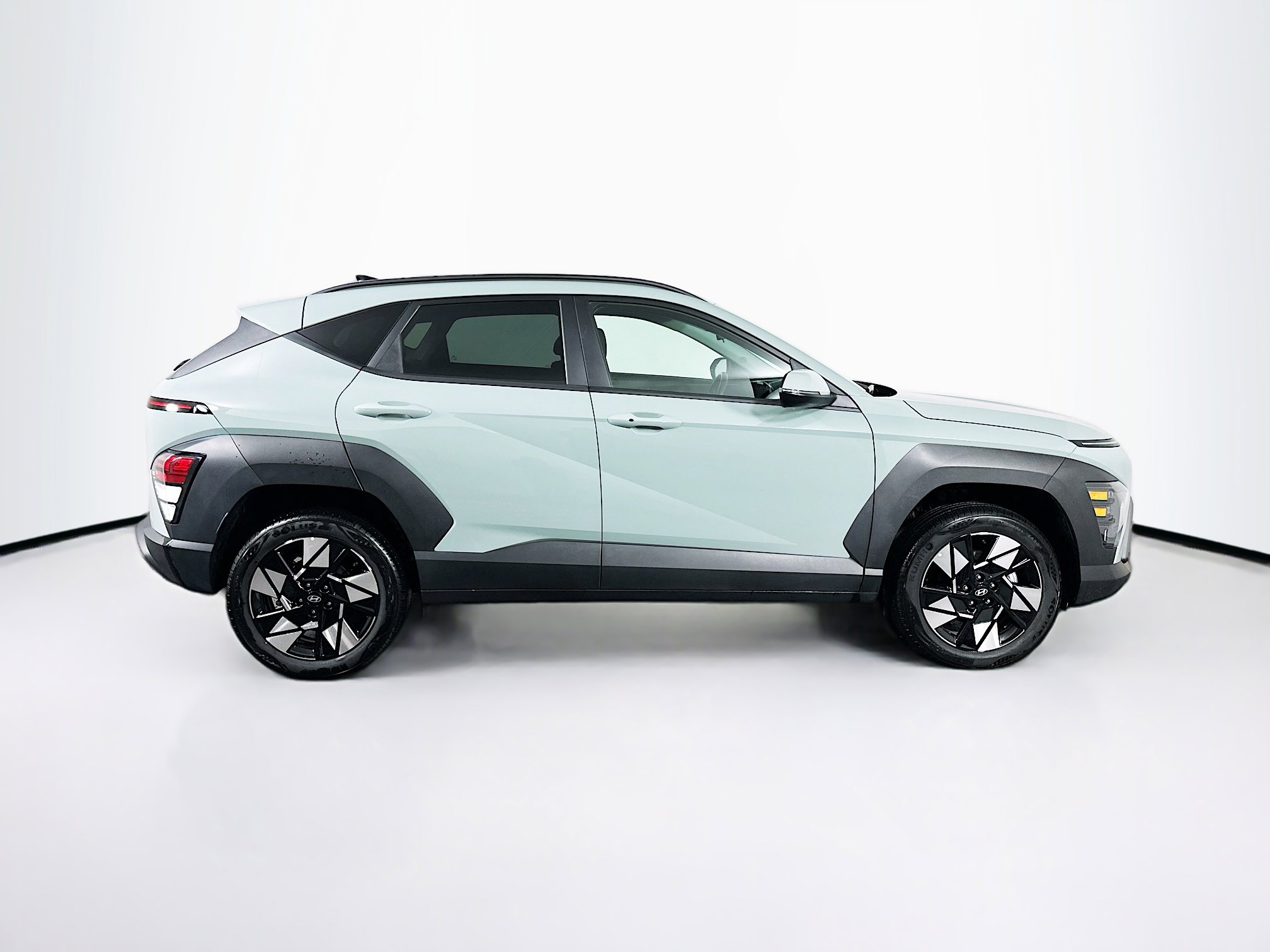 Used 2025 Hyundai Kona SEL image 10