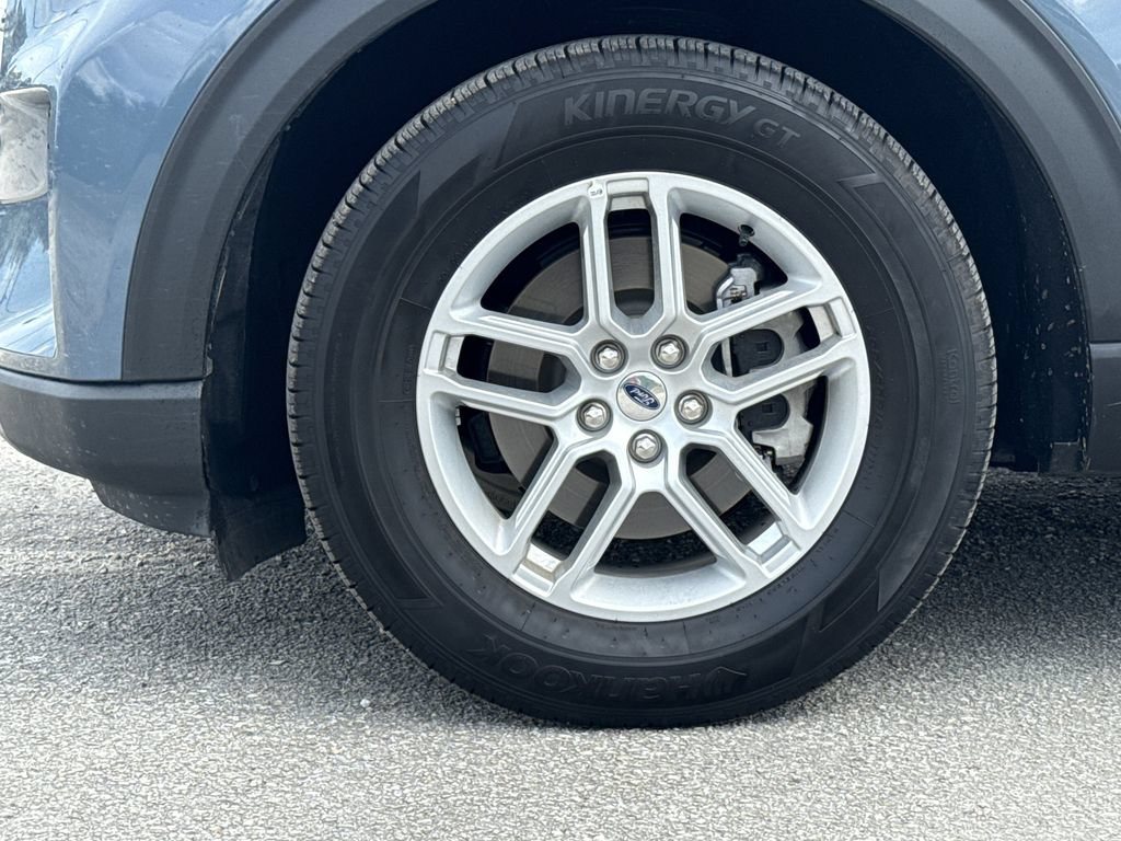 Used 2026 Ford Explorer Active RWD image 9
