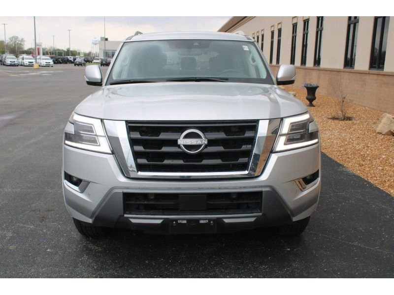 Used 2024 Nissan Armada SV AWD/4WD image 9