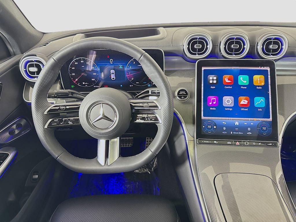 Used 2025 Mercedes-Benz GLC 300 4MATIC w/ AMG Line image 24