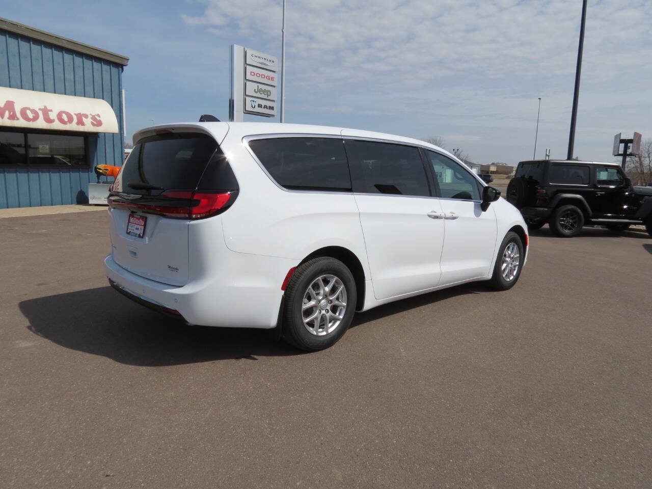 New 2026 Chrysler Voyager LX FWD image 3