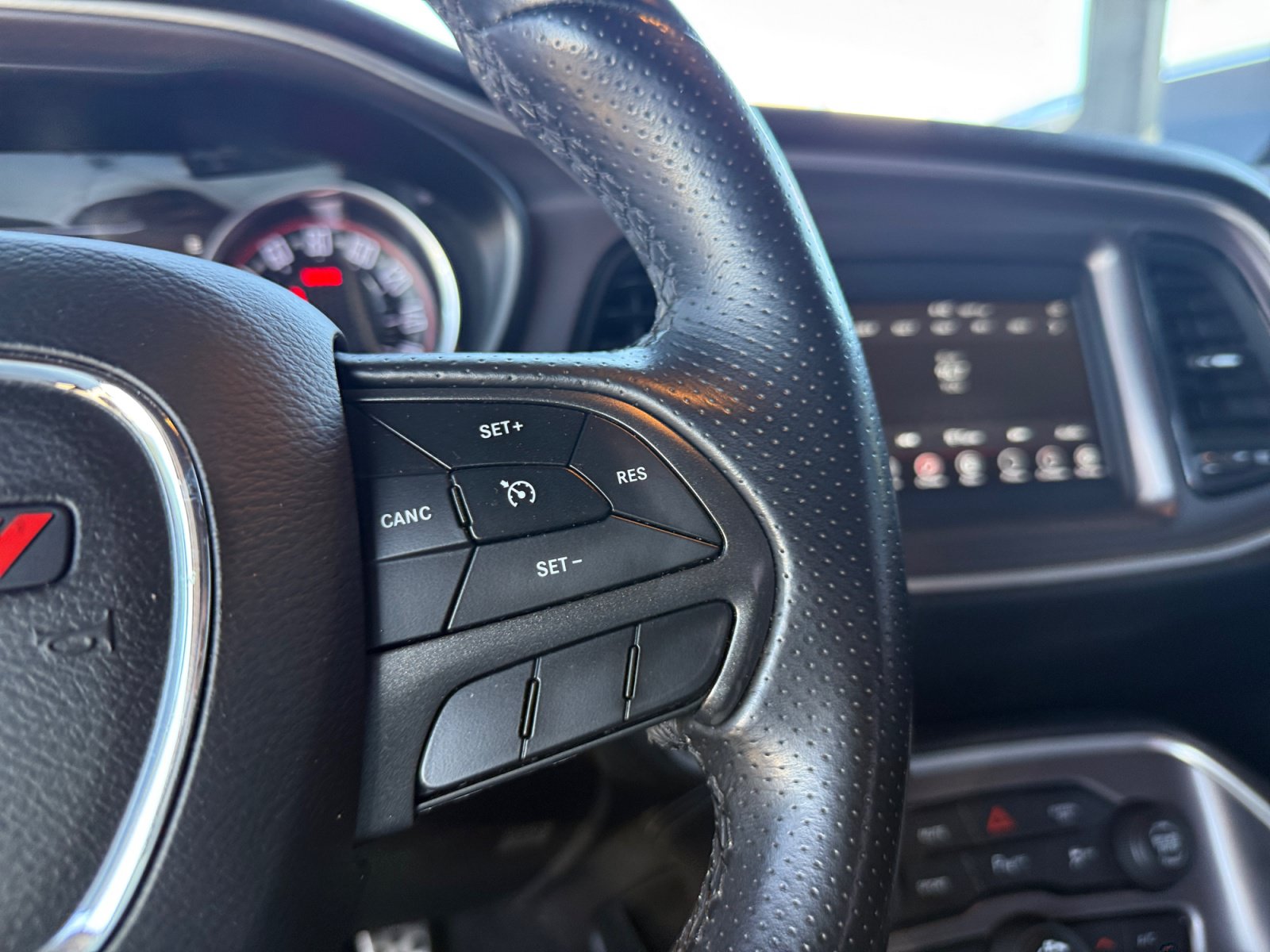 Used 2019 Dodge Challenger R/T RWD image 17