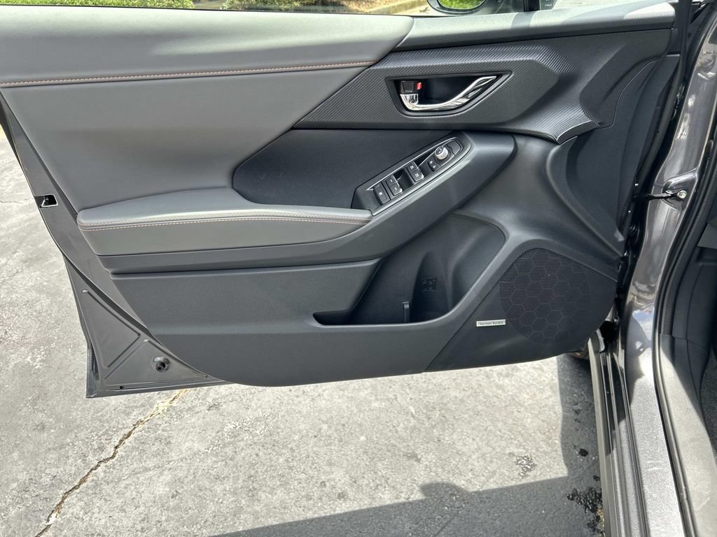 New 2026 Subaru Crosstrek 2.5i Limited w/ Crosstrek Mirror Package AWD/4WD image 14
