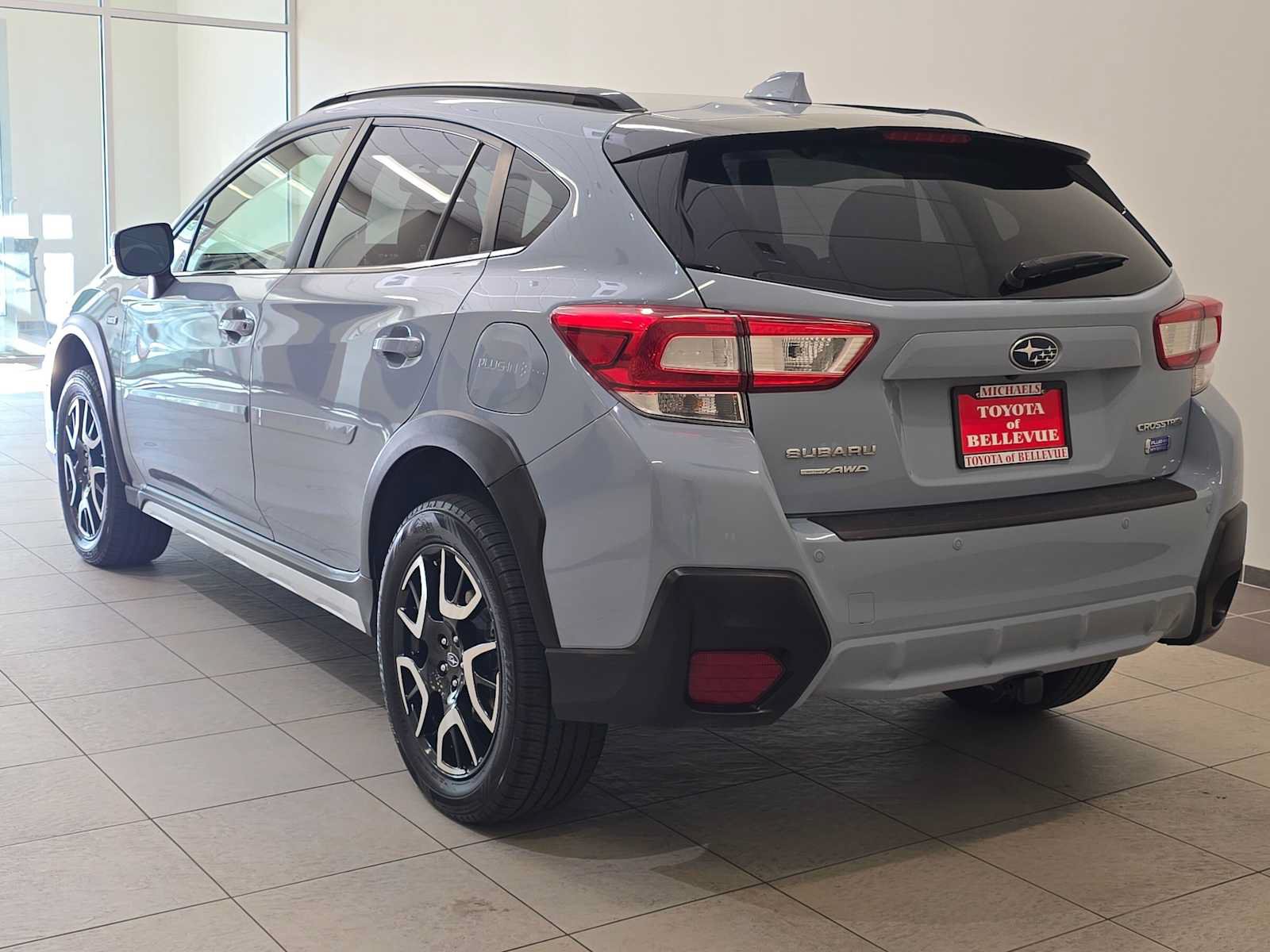 Used 2019 Subaru Crosstrek Hybrid w/ Moonroof Package w/Navigation AWD/4WD image 4