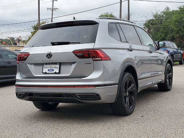 Used 2023 Volkswagen Tiguan SE R-Line AWD/4WD image 5