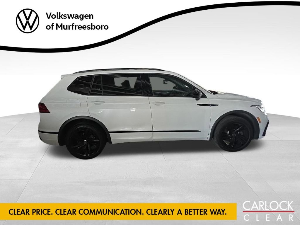 Used 2023 Volkswagen Tiguan SE R-Line FWD image 4