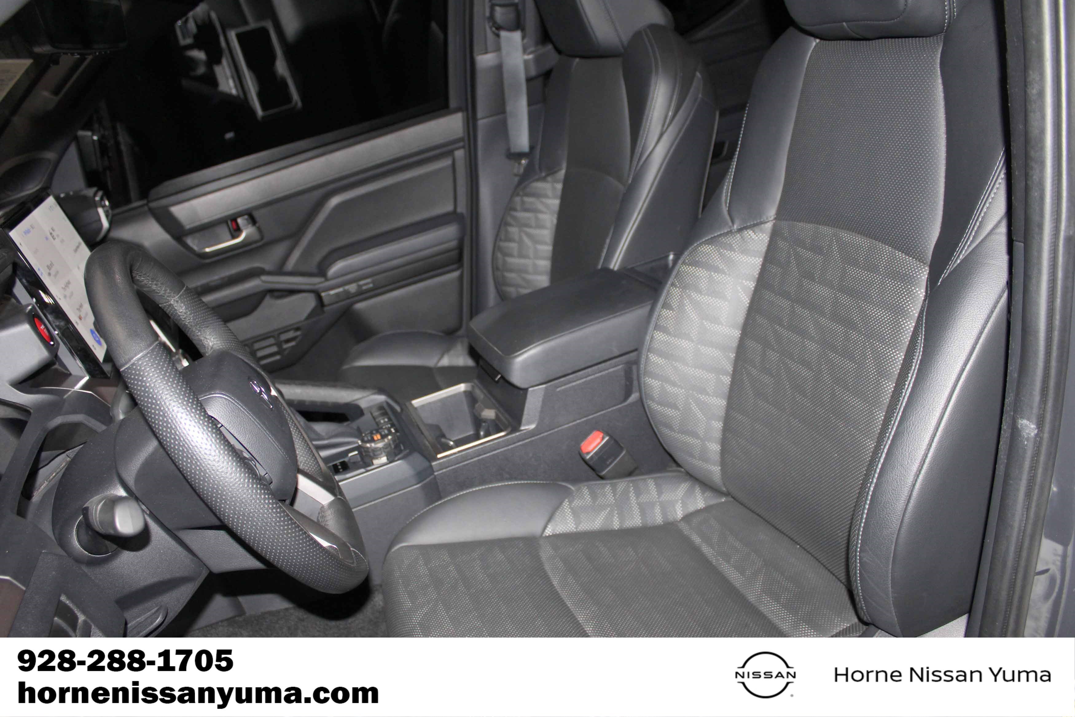 Used 2024 Toyota Tacoma TRD Off-Road w/ TRD Off Road Premium Package AWD/4WD image 4