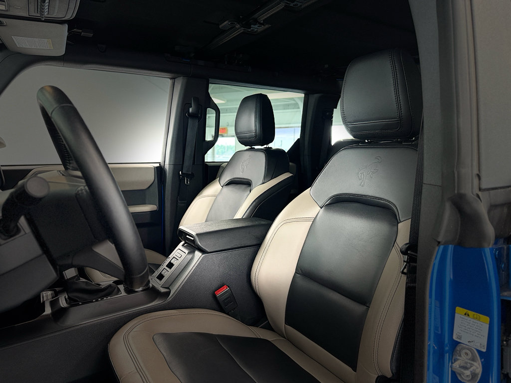 Used 2023 Ford Bronco Wildtrak AWD/4WD image 13