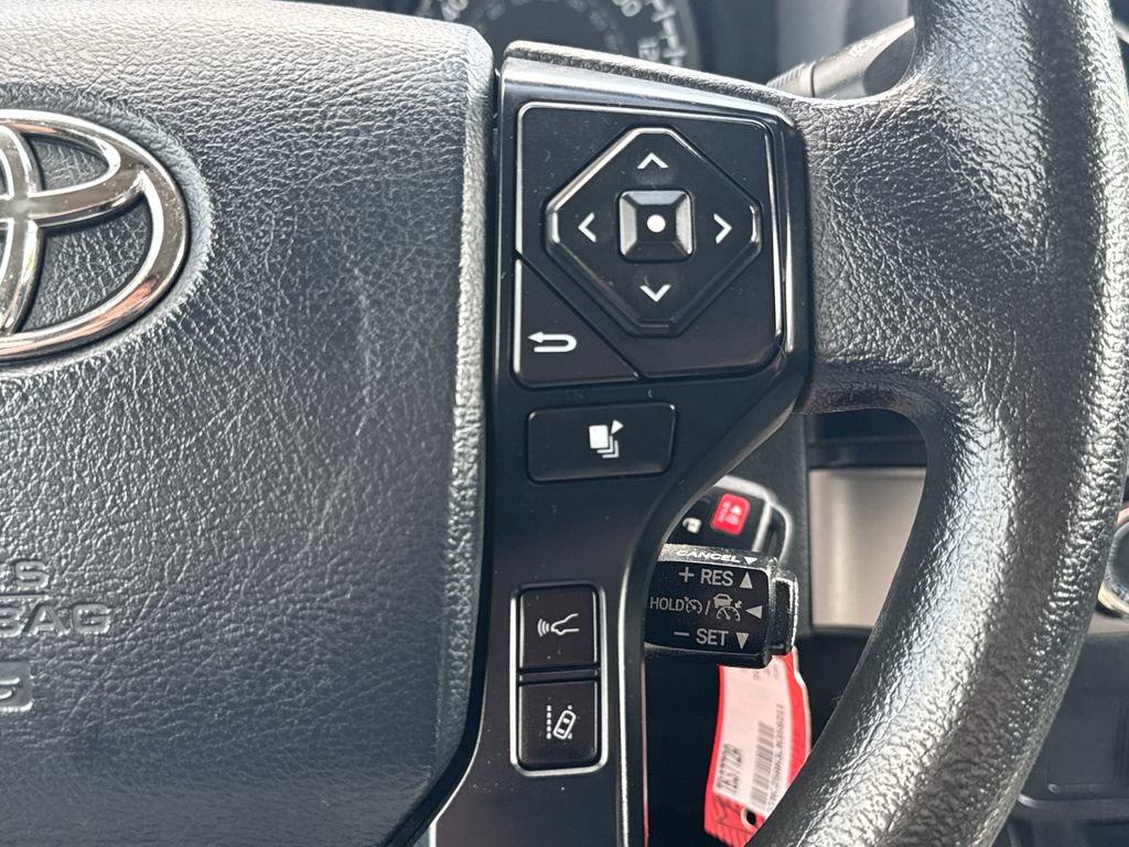 Used 2020 Toyota Tacoma SR AWD/4WD image 20