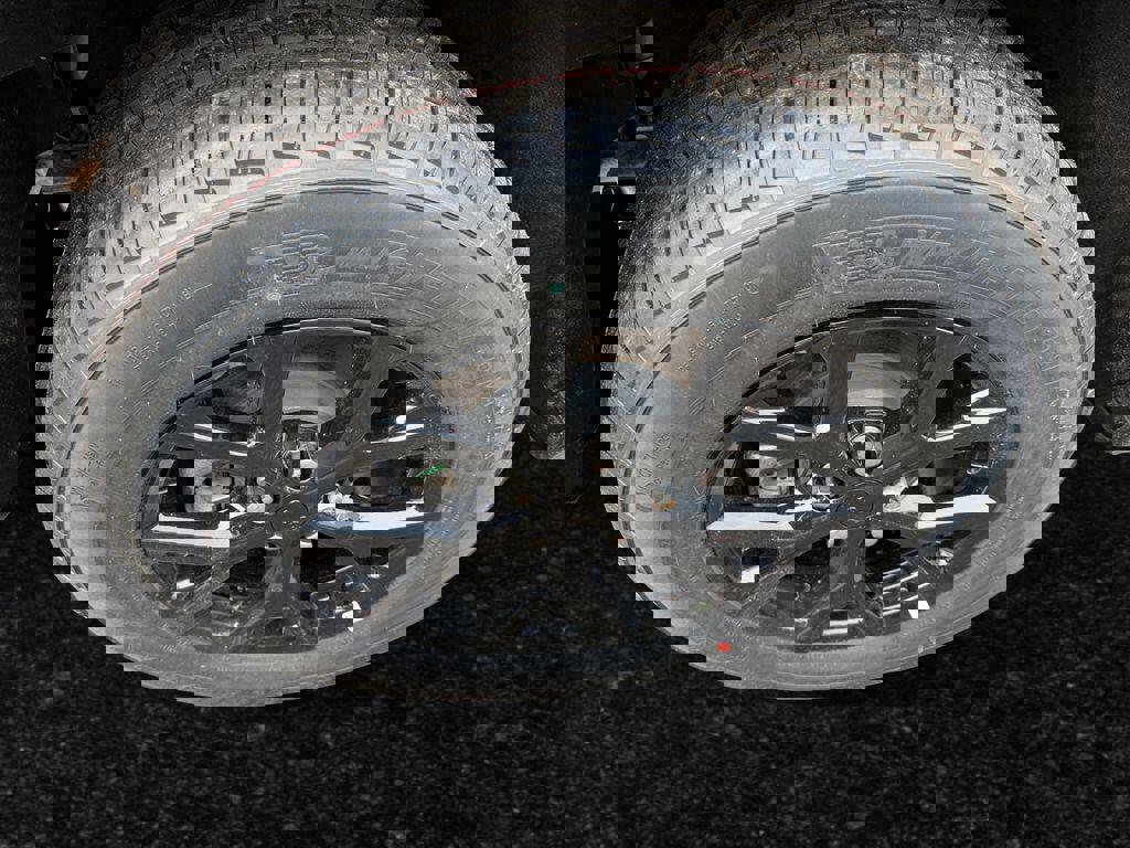 New 2026 Jeep Grand Cherokee Altitude image 23