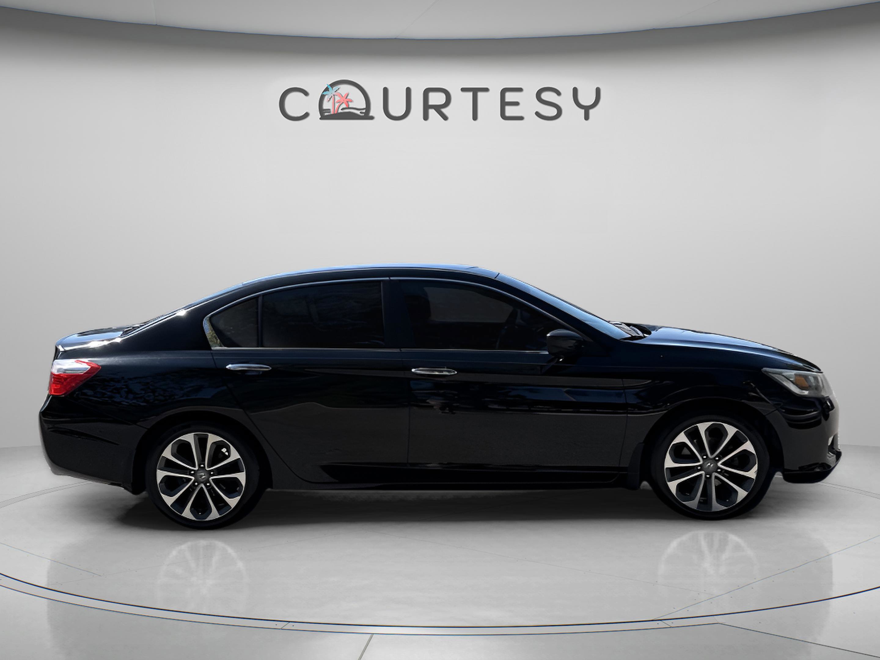 Used 2014 Honda Accord Sport image 8
