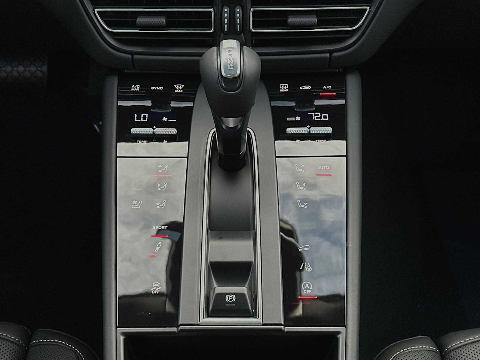 Used 2024 Porsche Macan S image 22