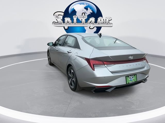 Used 2023 Hyundai Elantra Limited w/ Cargo Package image 7