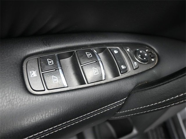 Used 2017 Nissan Armada SL image 13