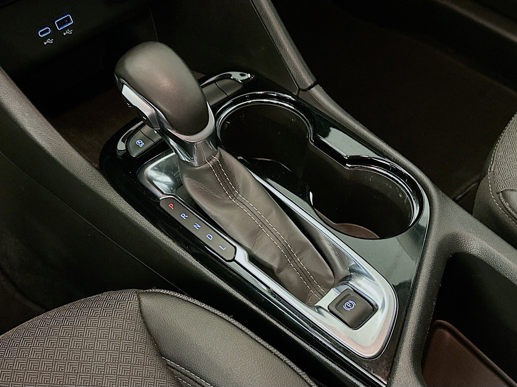 Used 2025 Buick Encore GX Preferred image 25