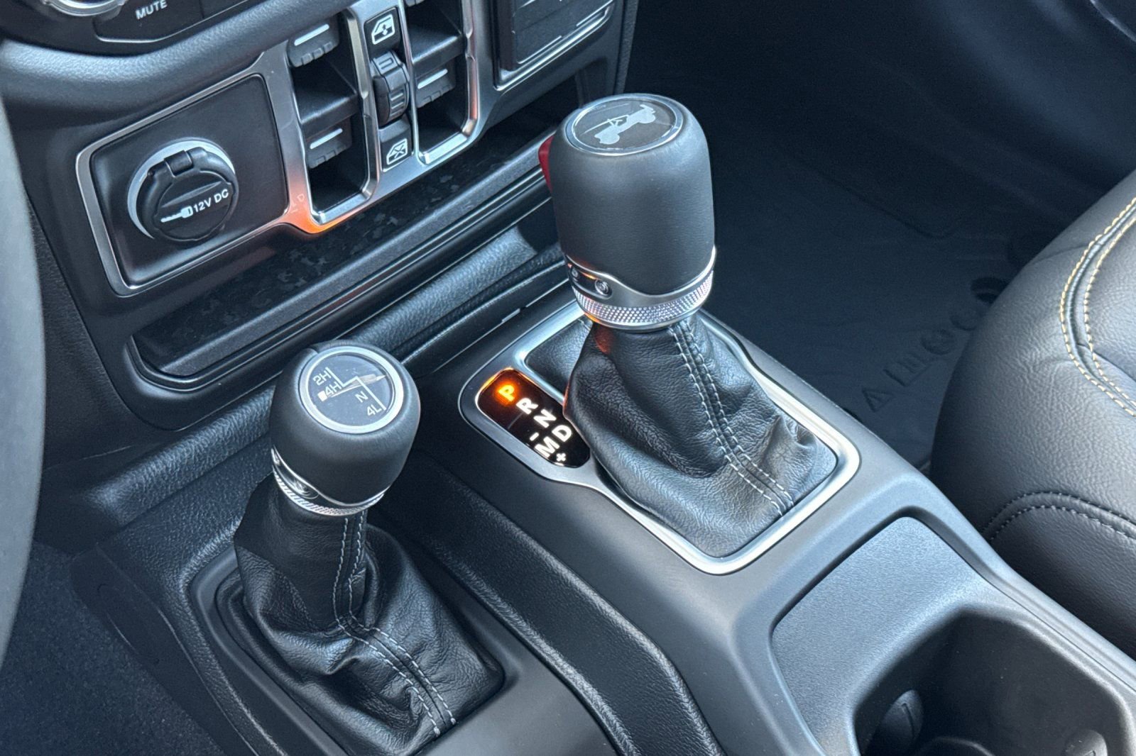 New 2025 Jeep Wrangler Sahara image 27