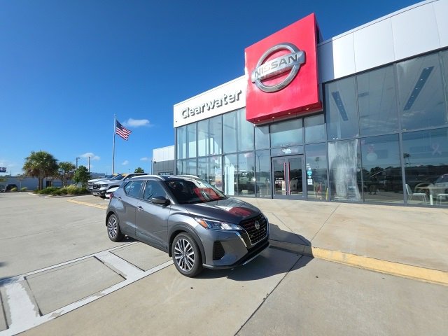 Used 2021 Nissan Kicks SV