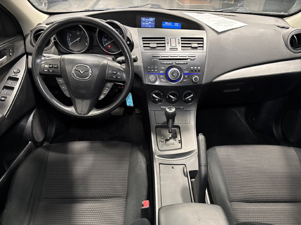 Used 2013 MAZDA MAZDA3 i Sport FWD image 9