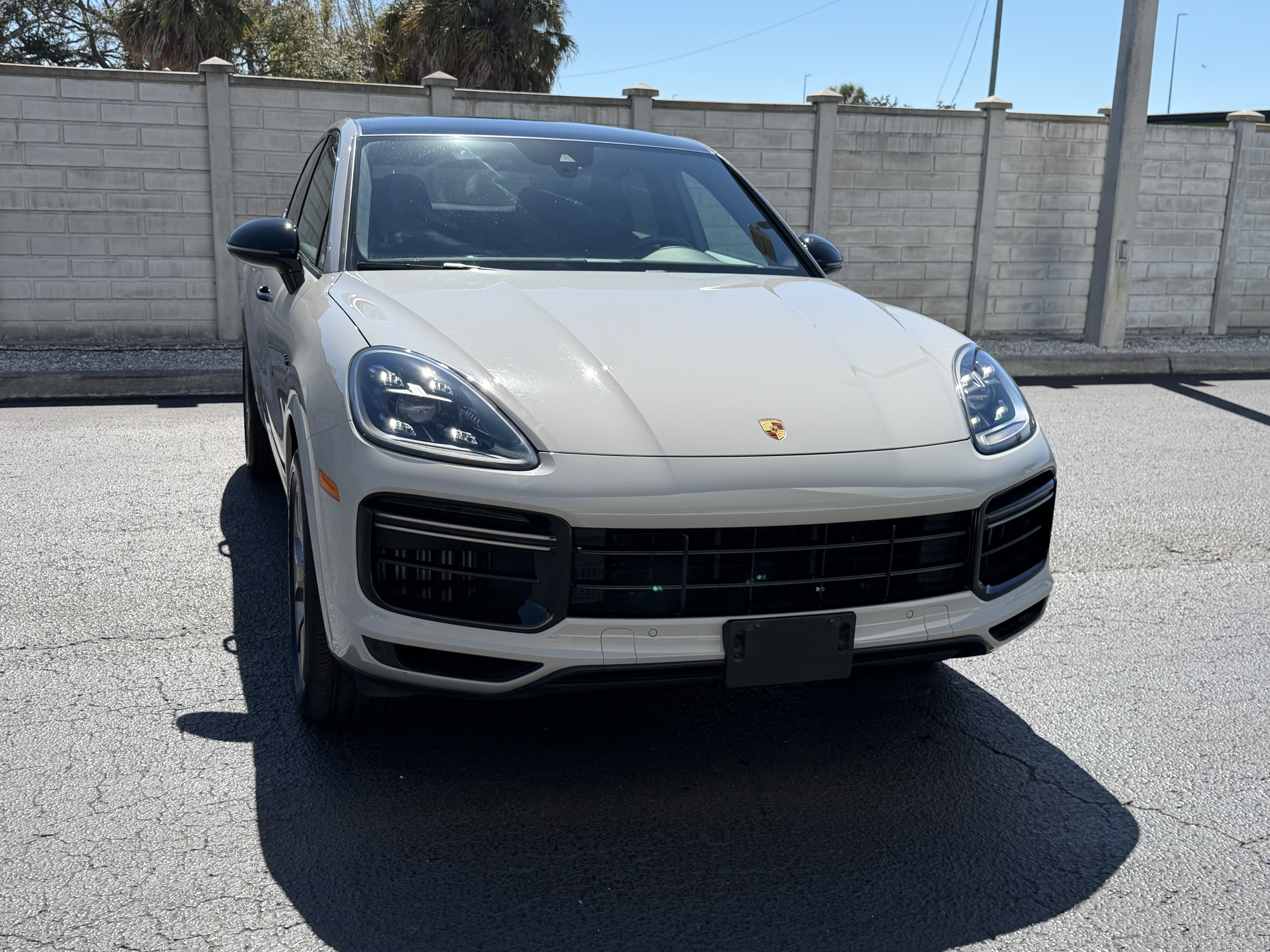 Certified 2022 Porsche Cayenne Turbo S AWD/4WD image 11