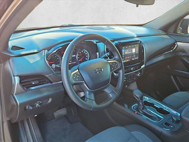 Used 2023 Chevrolet Traverse LT FWD image 10