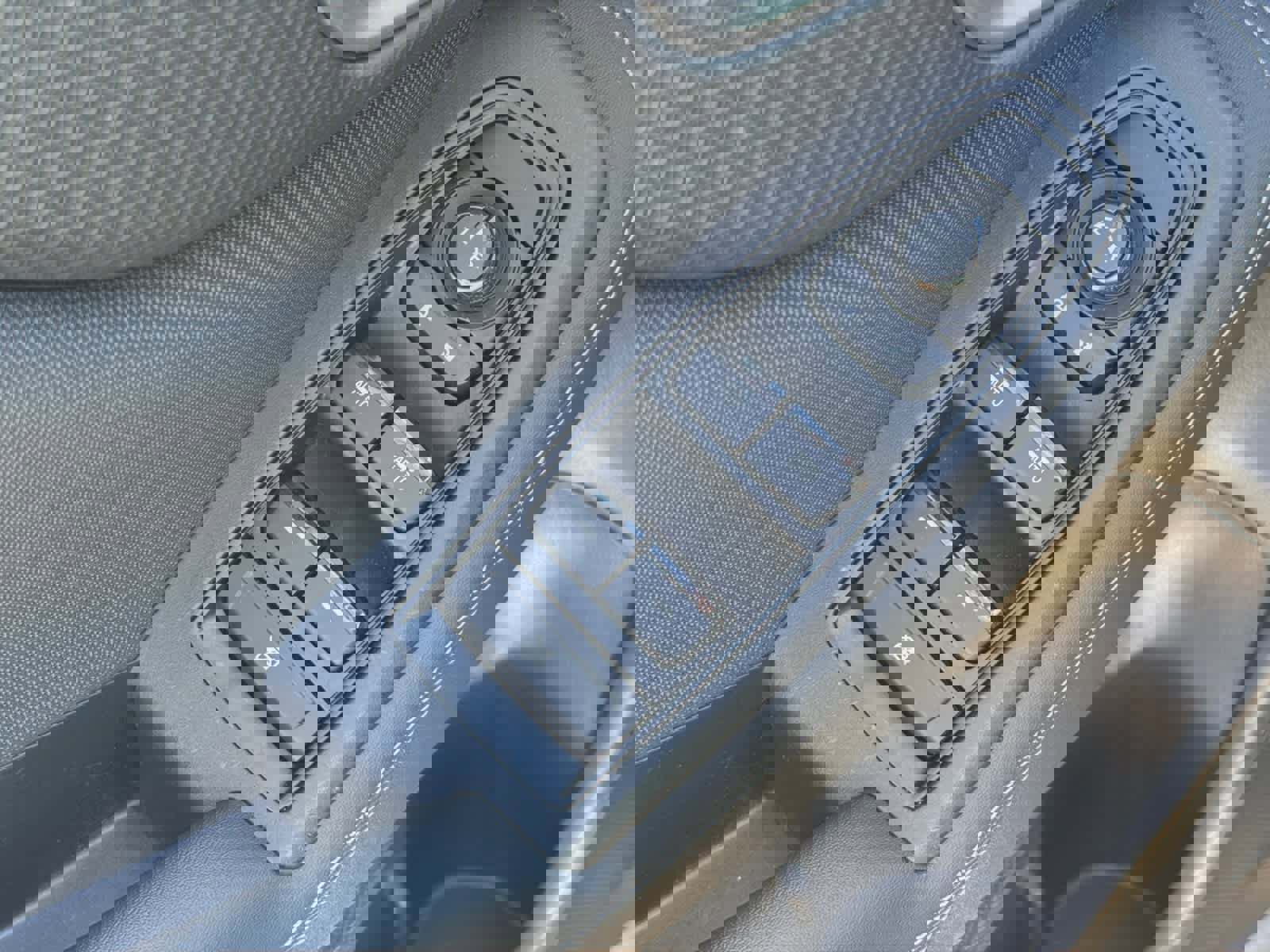 Used 2023 Subaru Forester Premium image 18