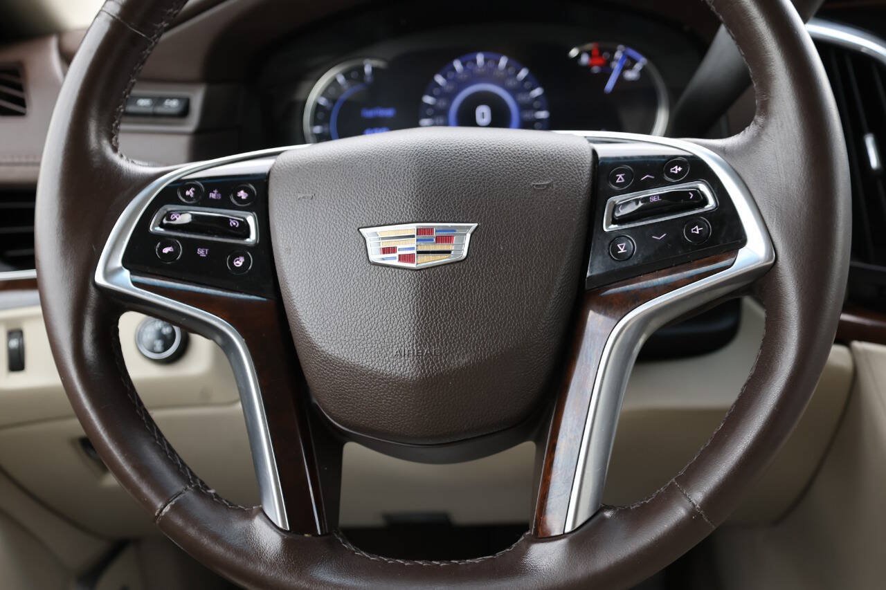 Used 2016 Cadillac Escalade ESV Premium AWD/4WD image 19