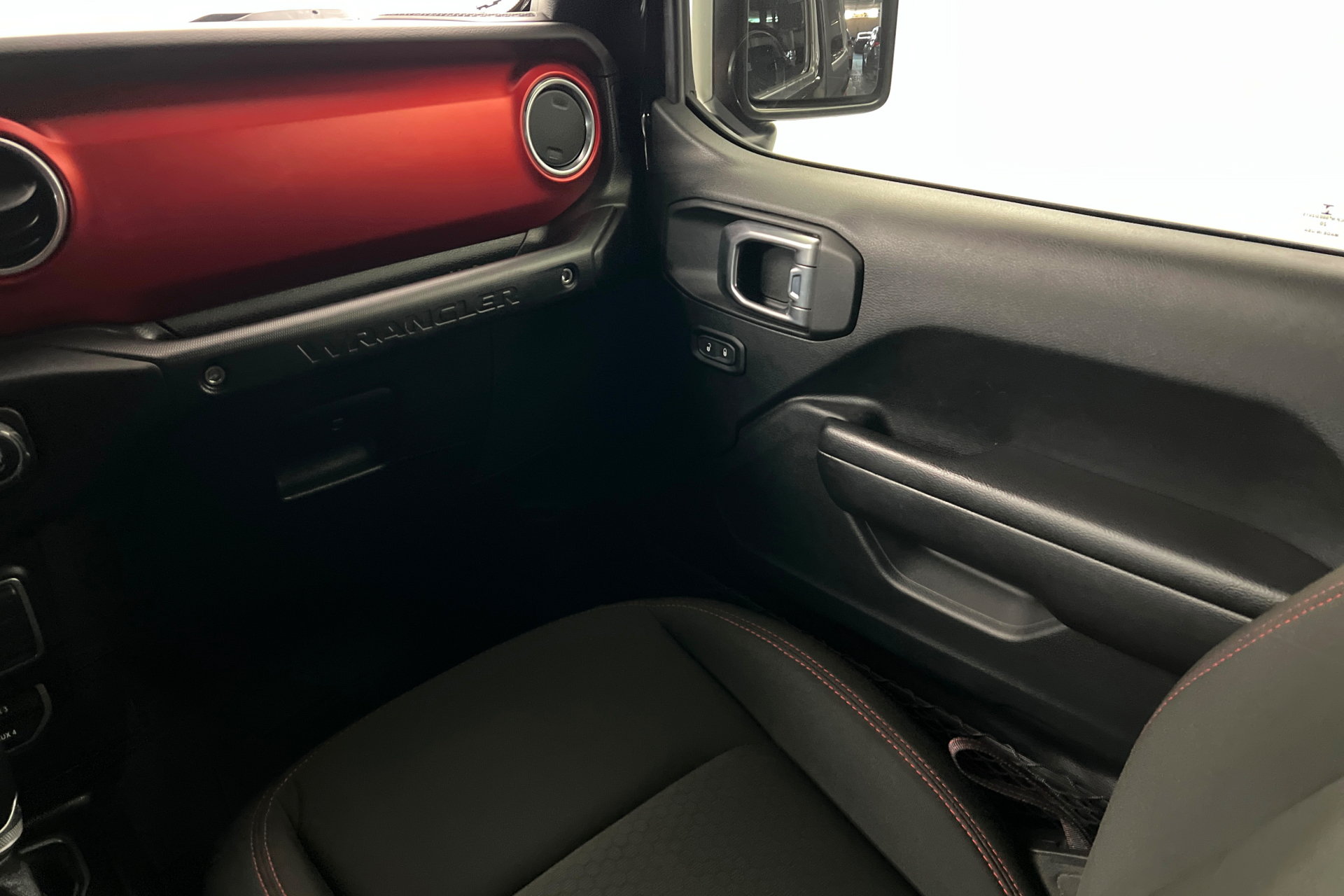 Used 2021 Jeep Wrangler Rubicon AWD/4WD image 10