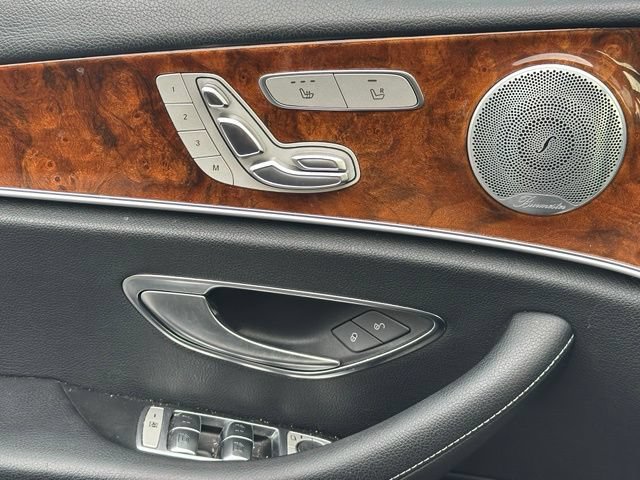 Used 2018 Mercedes-Benz E 300 4MATIC image 29