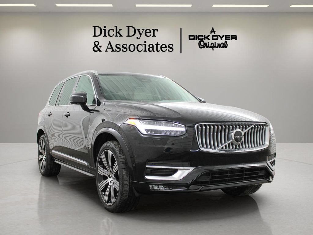 Certified 2023 Volvo XC90 B6 Ultimate w/ Protection Package Premier AWD/4WD image 1