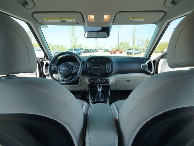 Used 2024 Kia Soul LX FWD image 23