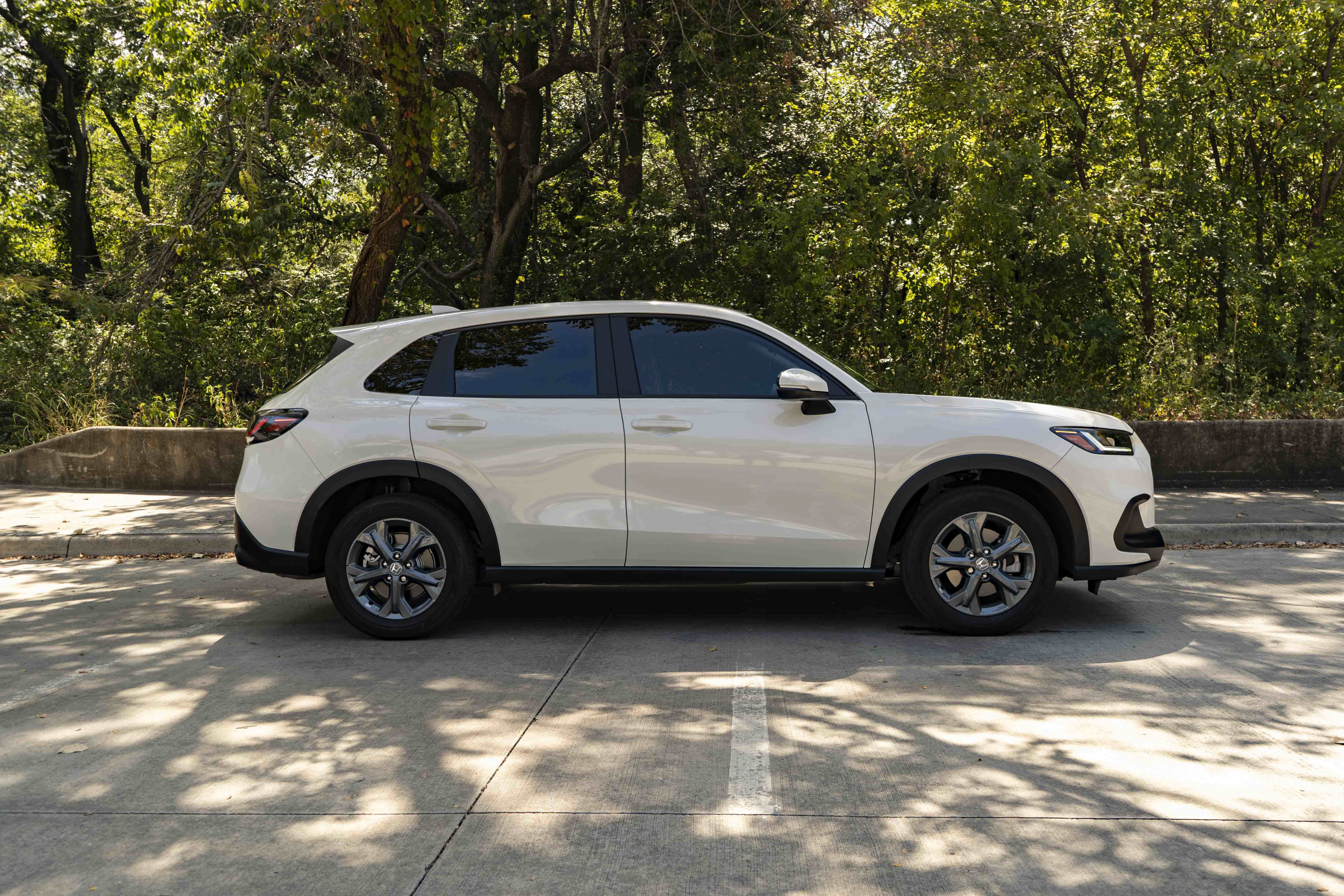 Certified 2027 Honda HR-V LX image 10