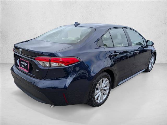 Used 2024 Toyota Corolla LE w/ LE Convenience Package FWD image 5