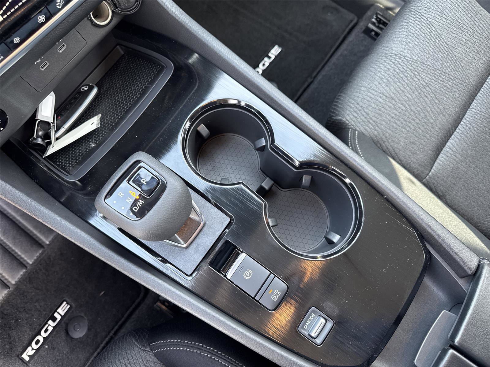 New 2026 Nissan Rogue SV FWD image 27
