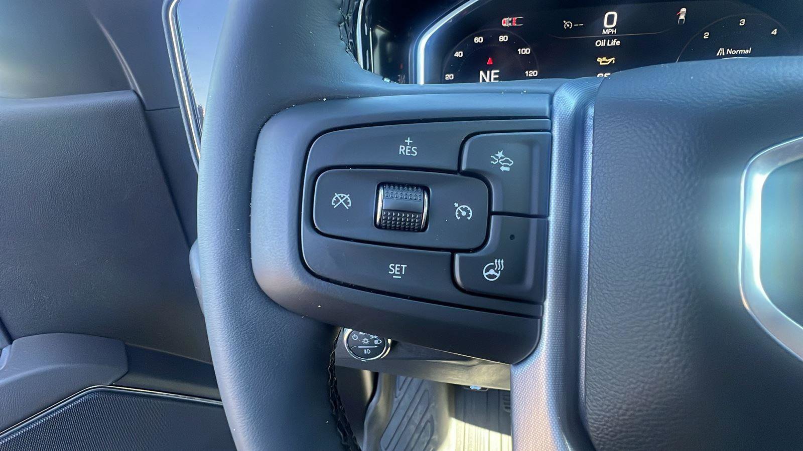 New 2026 GMC Sierra 1500 Elevation image 17