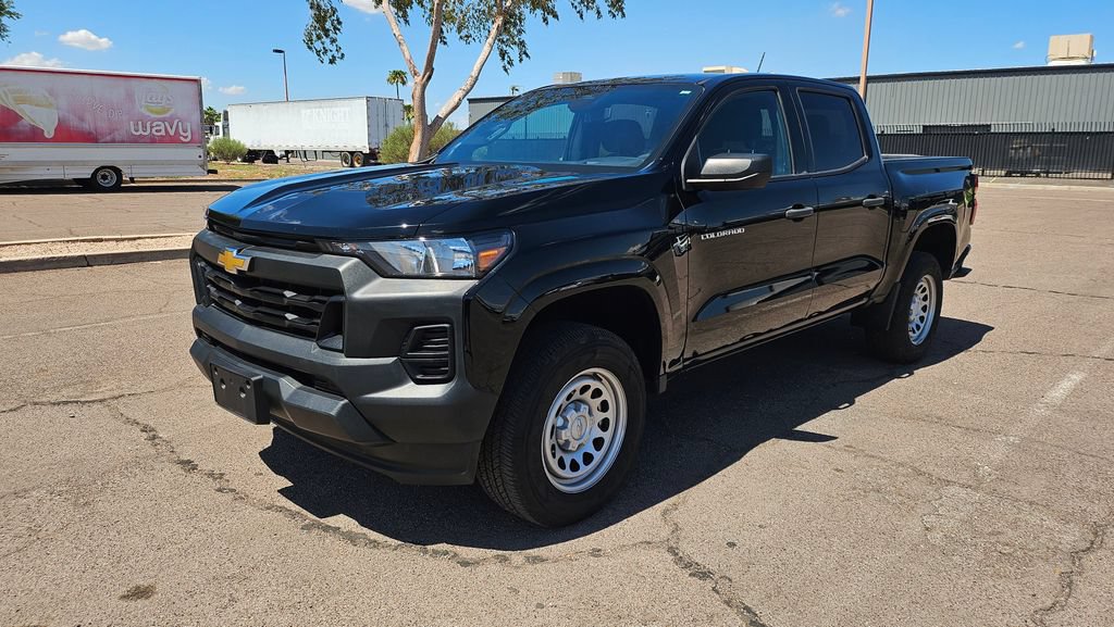 Used 2023 Chevrolet Colorado W/T RWD image 4