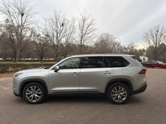 Used 2024 Toyota Grand Highlander Limited image 1