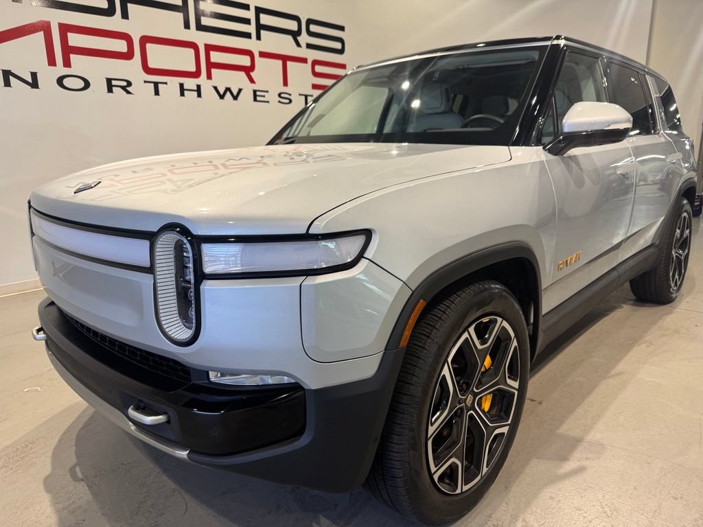 Used 2024 Rivian R1S Launch Edition AWD/4WD image 2