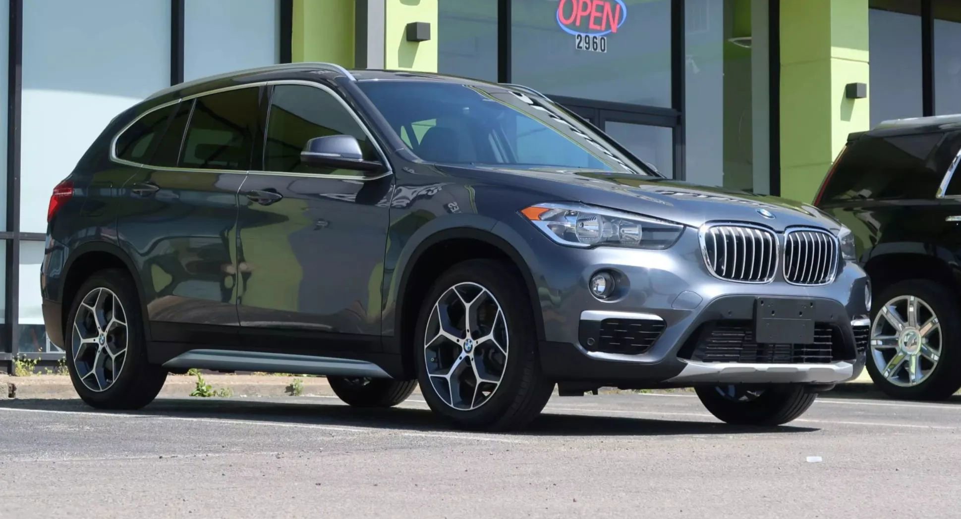 Used 2019 BMW X1 xDrive28i w/ Convenience Package AWD/4WD image 6