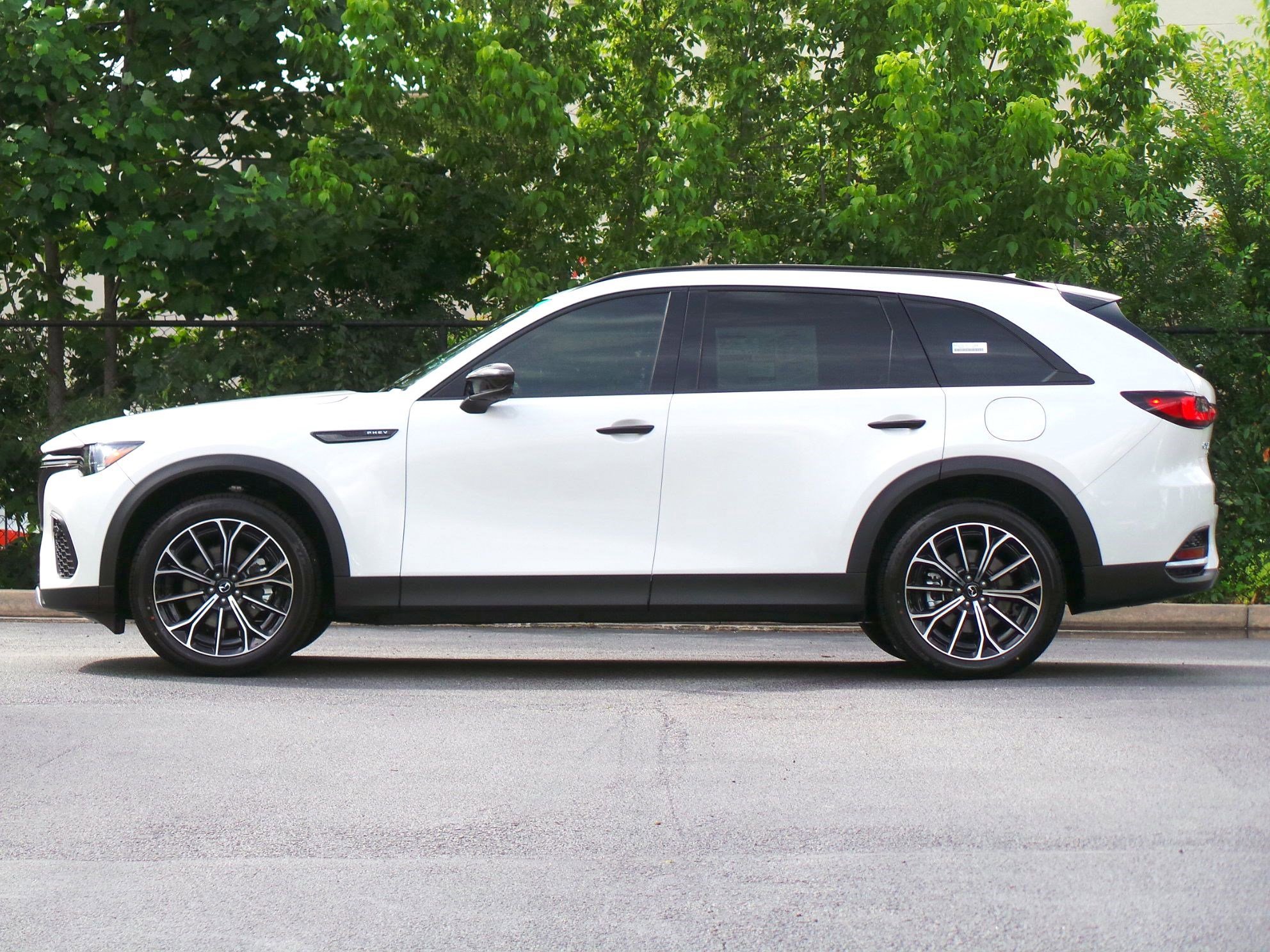New 2025 MAZDA CX-70 Plug-In Hybrid w/ Premium Plus image 5