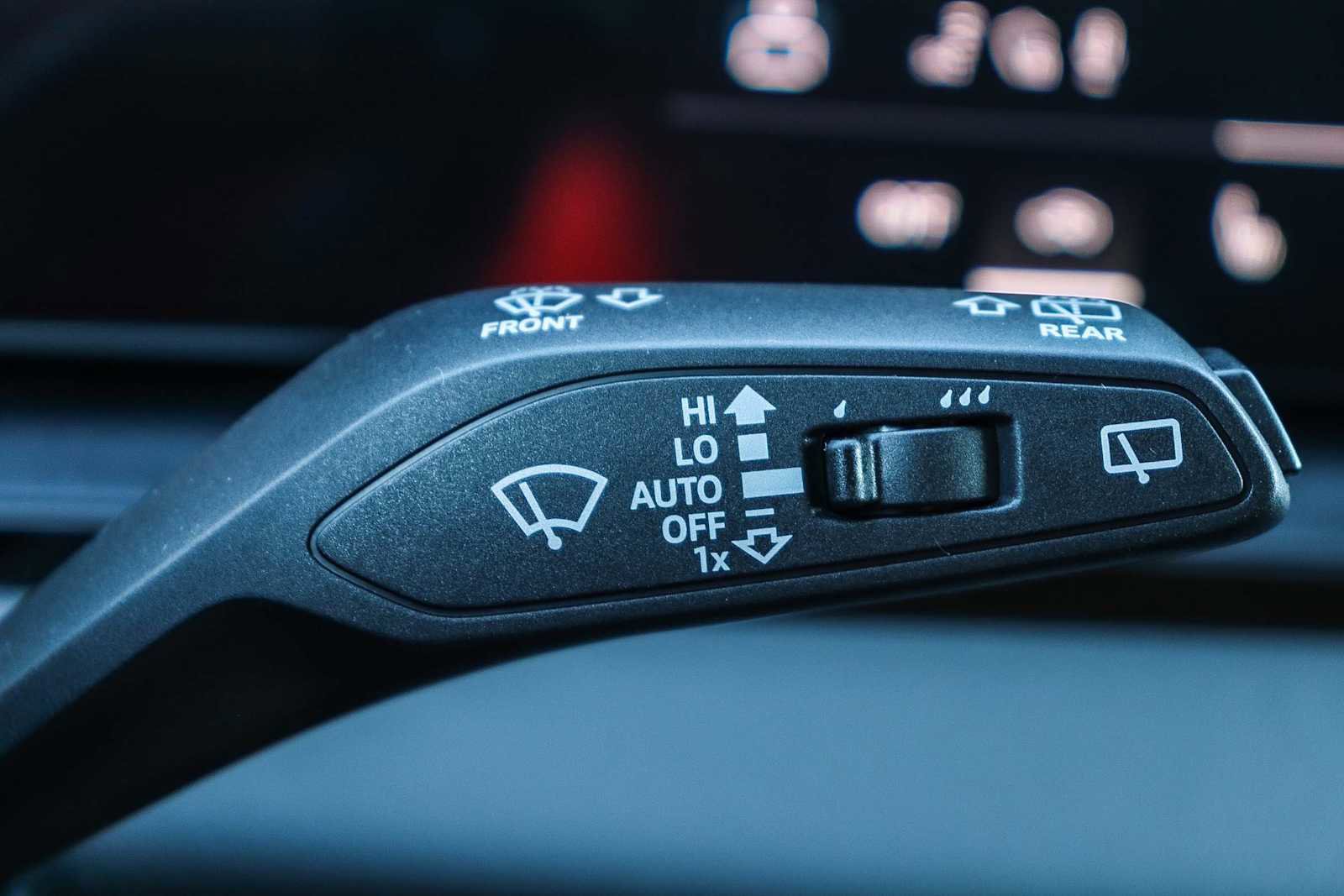 New 2025 Audi Q6 e-tron Premium AWD/4WD image 31