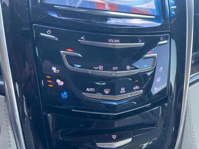 Used 2018 Cadillac Escalade ESV Luxury AWD/4WD image 12