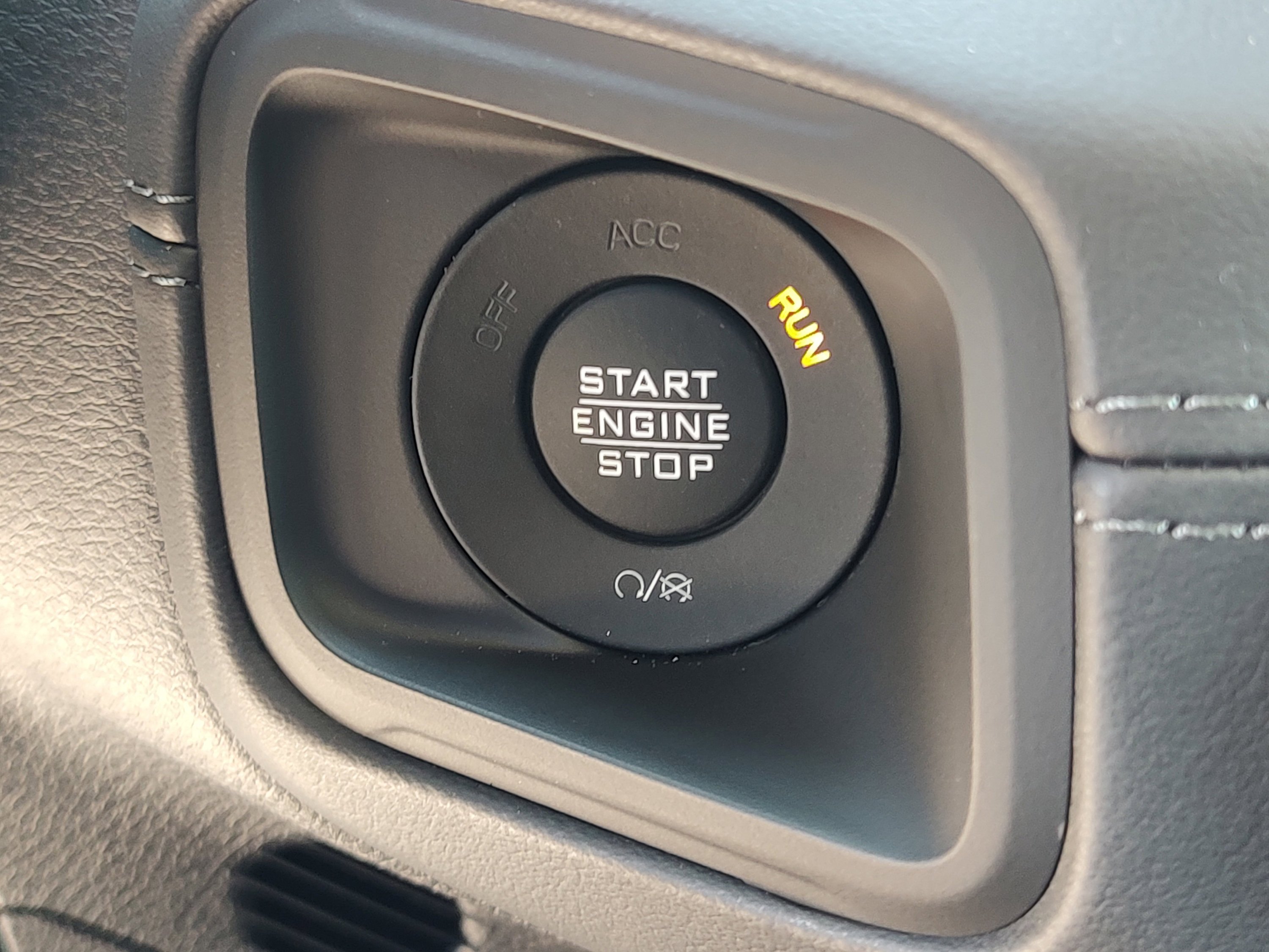 New 2026 Jeep Gladiator Mojave AWD/4WD image 19