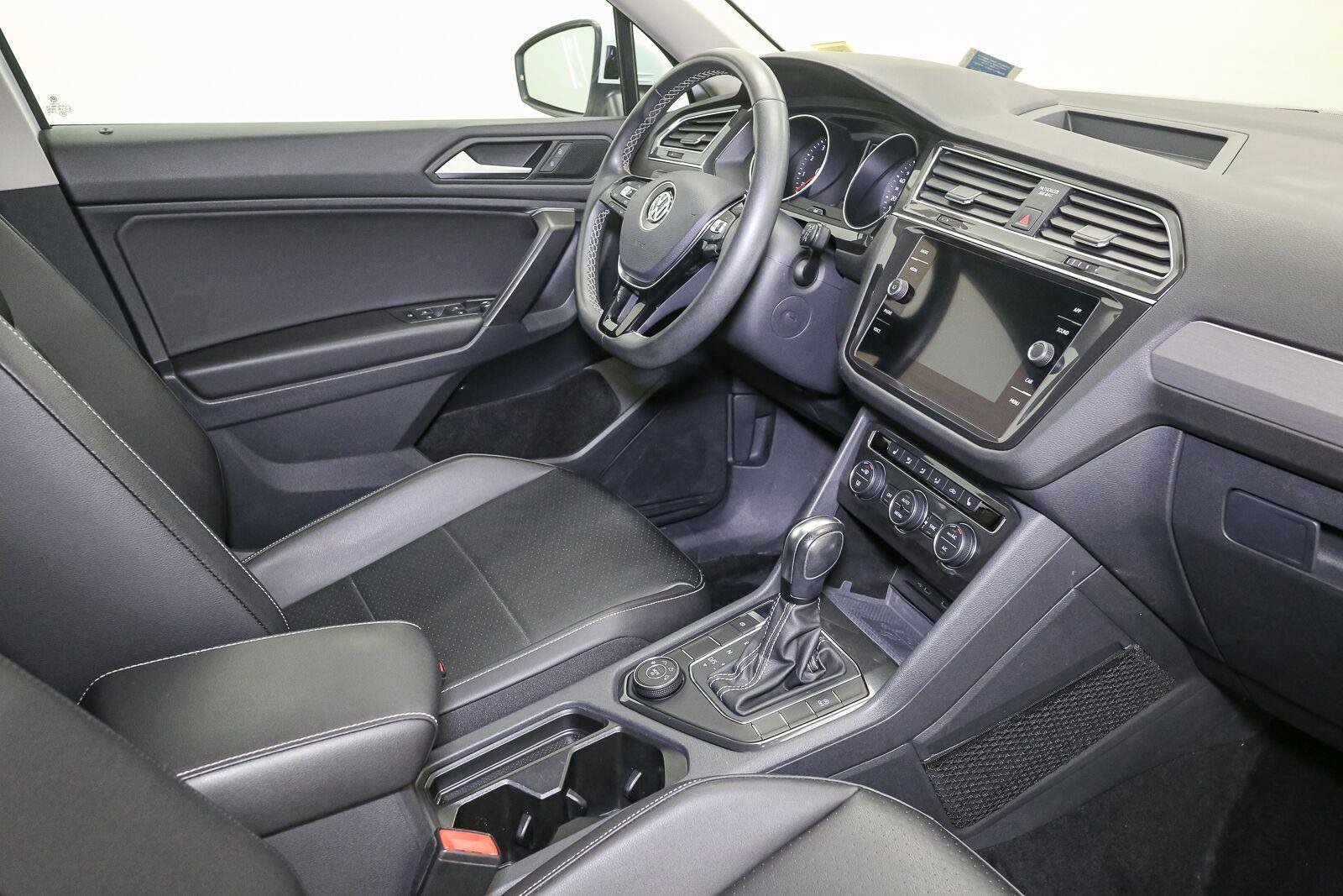 Certified 2021 Volkswagen Tiguan SE AWD/4WD image 21