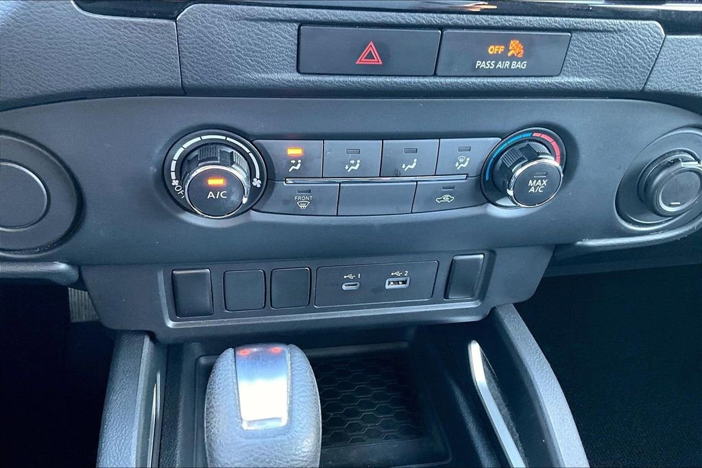 Used 2022 Nissan Frontier SV image 11