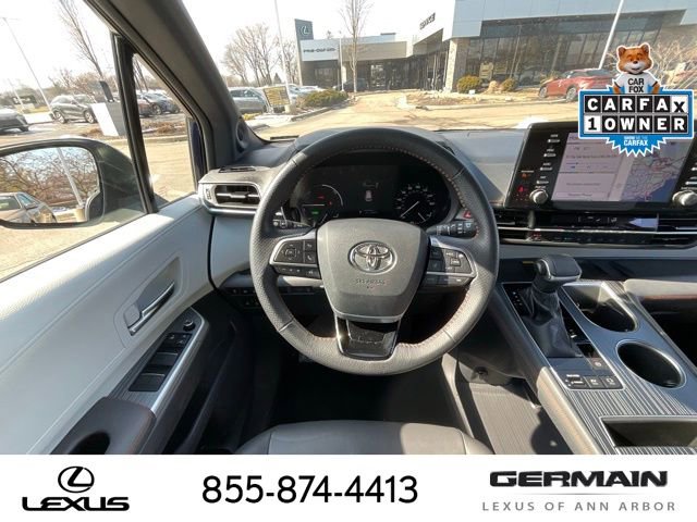 Used 2021 Toyota Sienna XSE w/ XSE Plus Package image 15