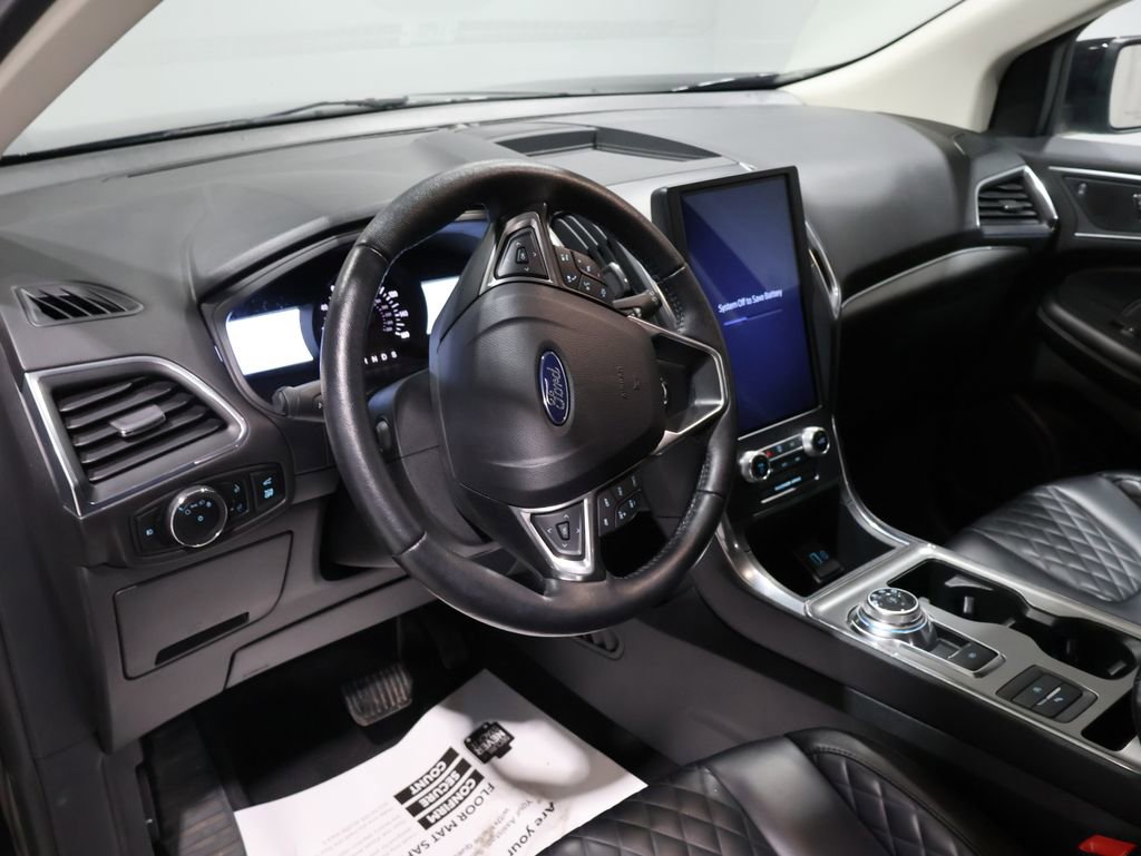Used 2024 Ford Edge Titanium image 14
