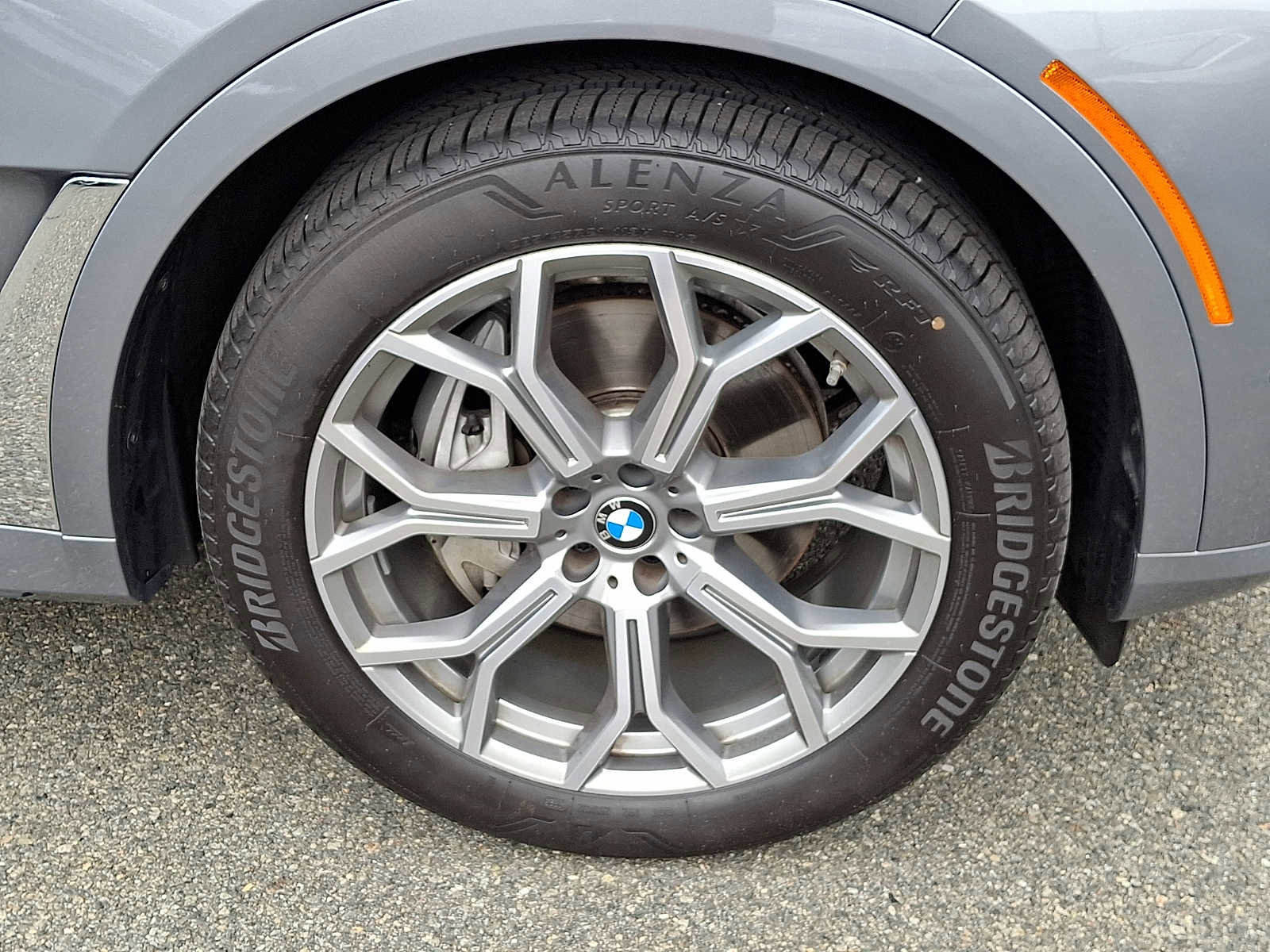 Certified 2024 BMW X7 xDrive40i image 9