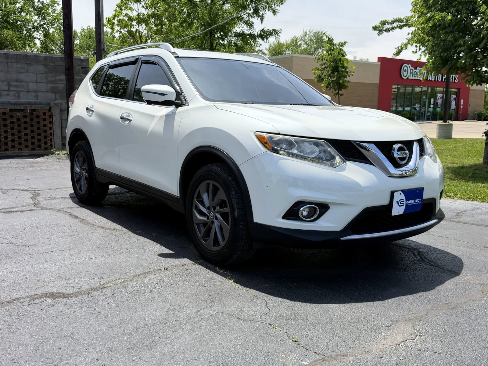 Used 2016 Nissan Rogue SL w/ SL Premium Package AWD/4WD image 9