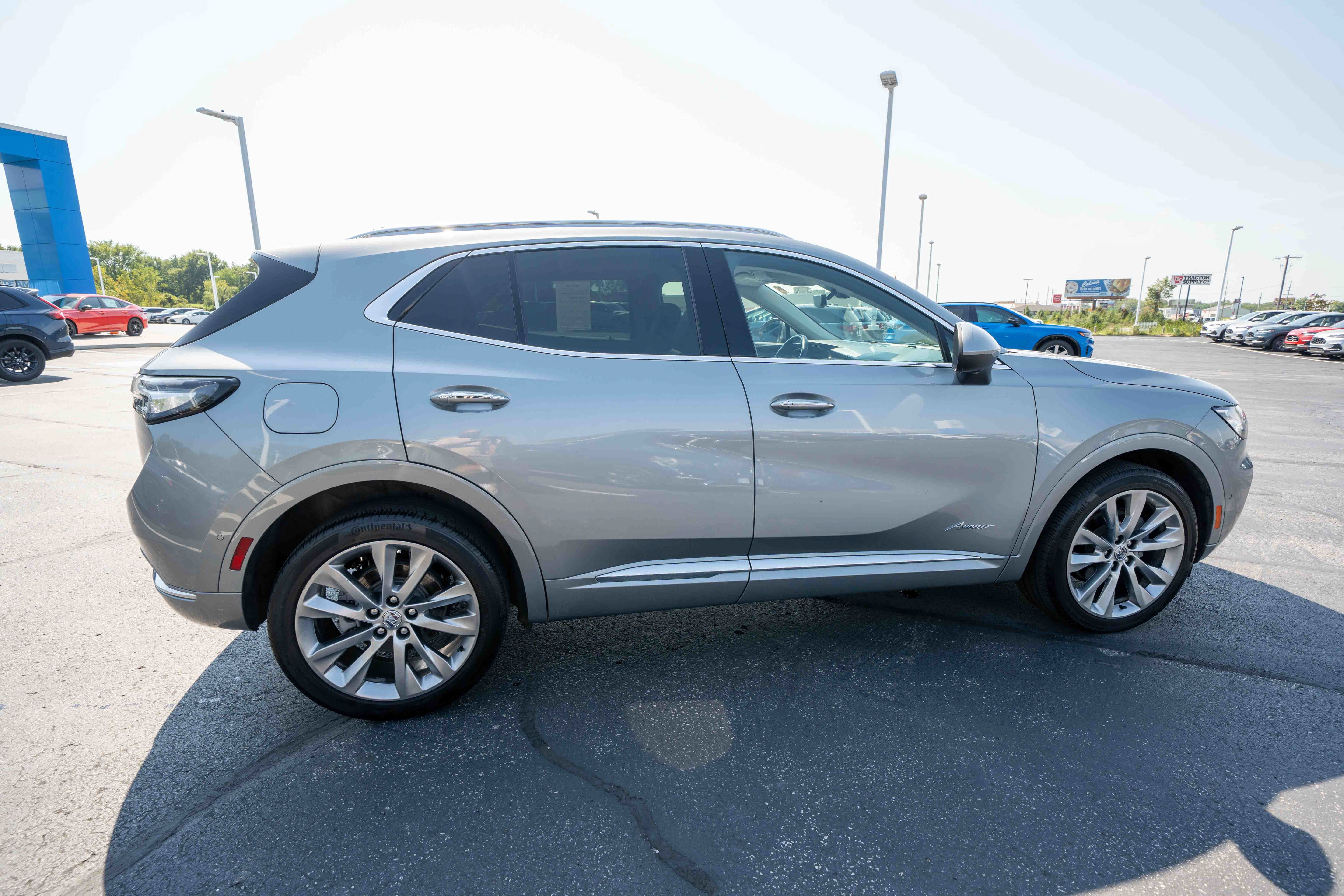 Used 2023 Buick Envision Avenir AWD/4WD image 6