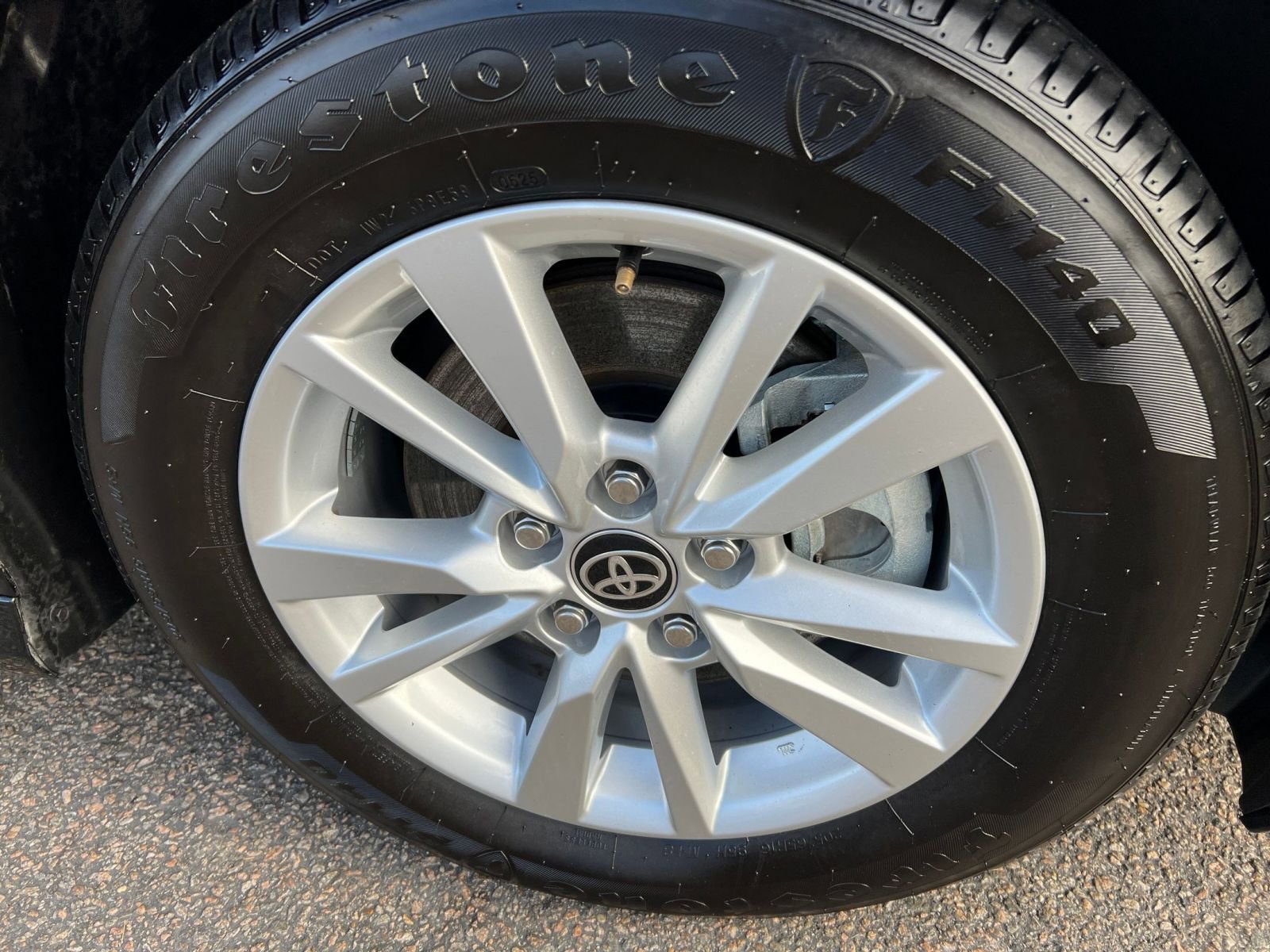 Used 2025 Toyota Camry LE image 29